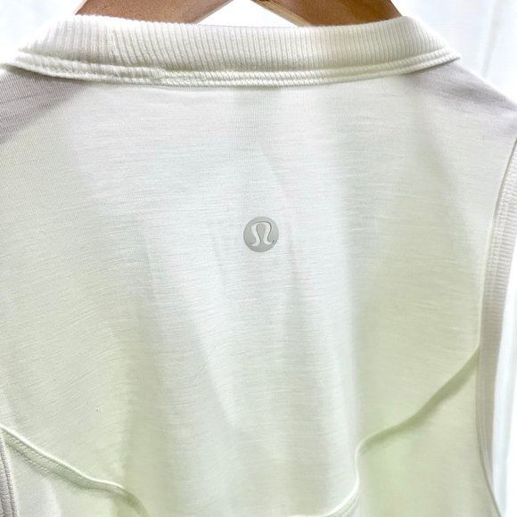 Lululemon Tank-and-Short Romper 3" New - Size 0 - Picture 7 of 11